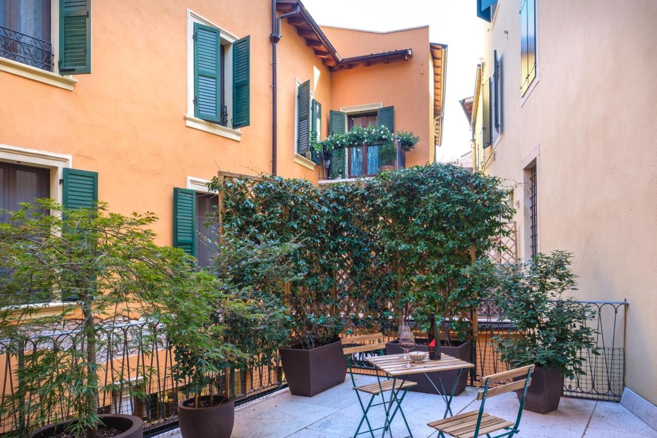 Appartamento La terrazza in centro Verona Esterno foto